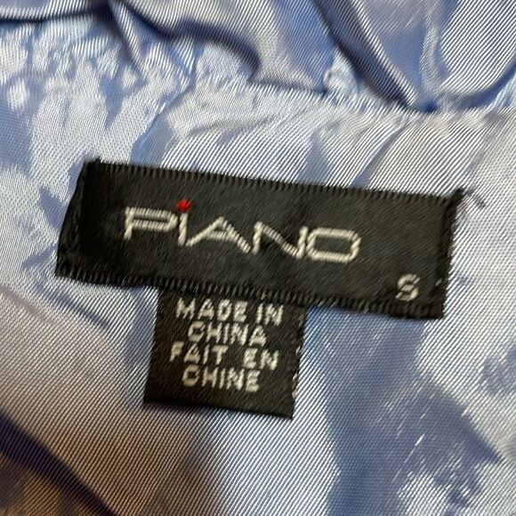 Periwinkle Blouse Glass look faceted buttons, crinkle, taffeta look Small - Picture 7 of 13